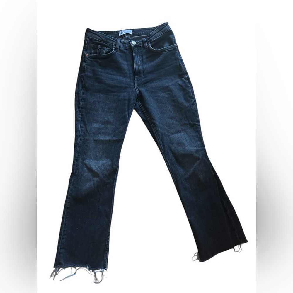 ZARA BLACK MIDI JEANS! Size 2 🖤🖤